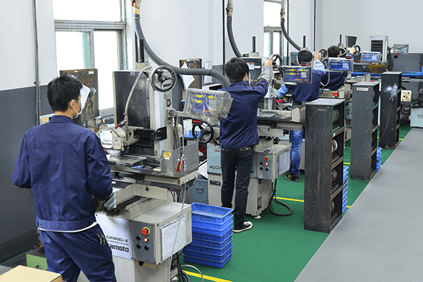CNC、车床和磨床