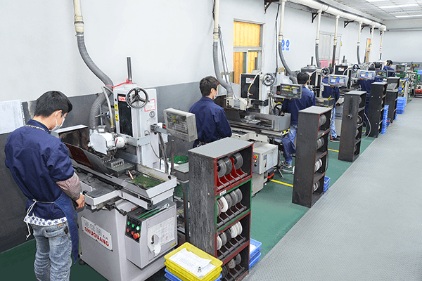 CNC、车床和磨床