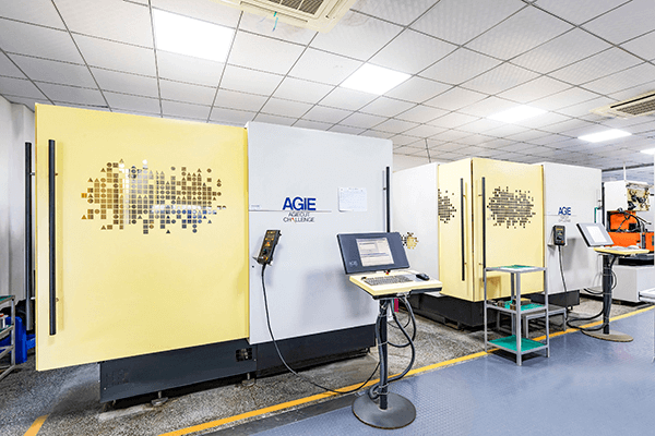 线切割加工中心