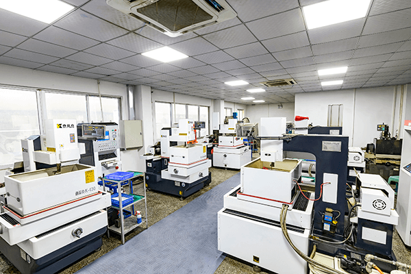 CNC、车床和磨床