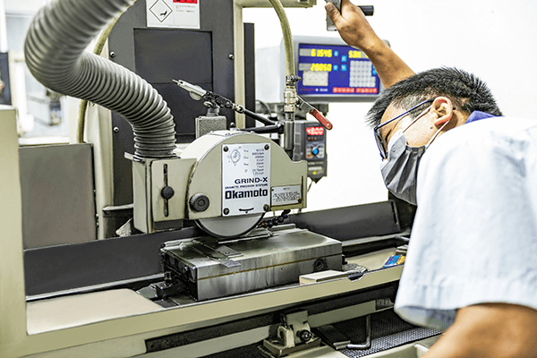 CNC、车床和磨床