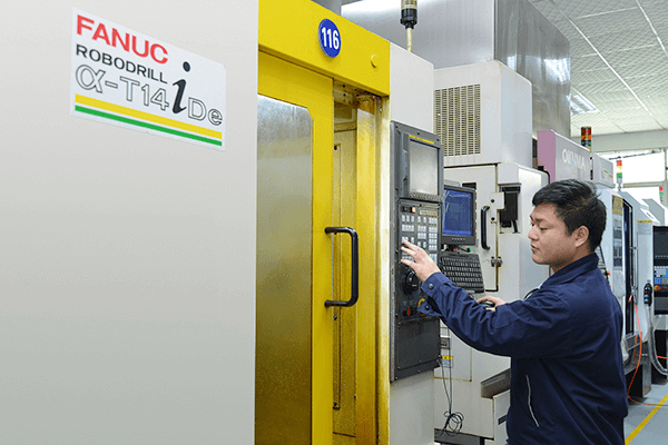 CNC、车床和磨床